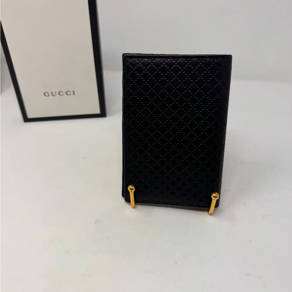 💯Authentic GUCCI bifold wallet/passport wallet